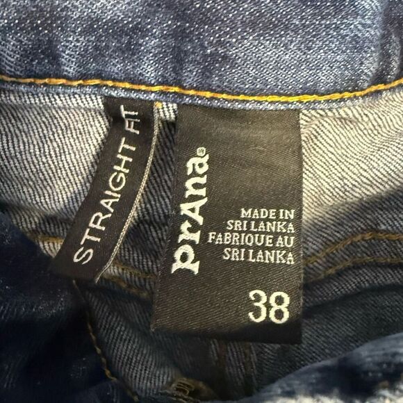 PrAna Men's Size 38x31 Straight Leg Relaxed Fit Blue Jeans - Picture 2 of 9